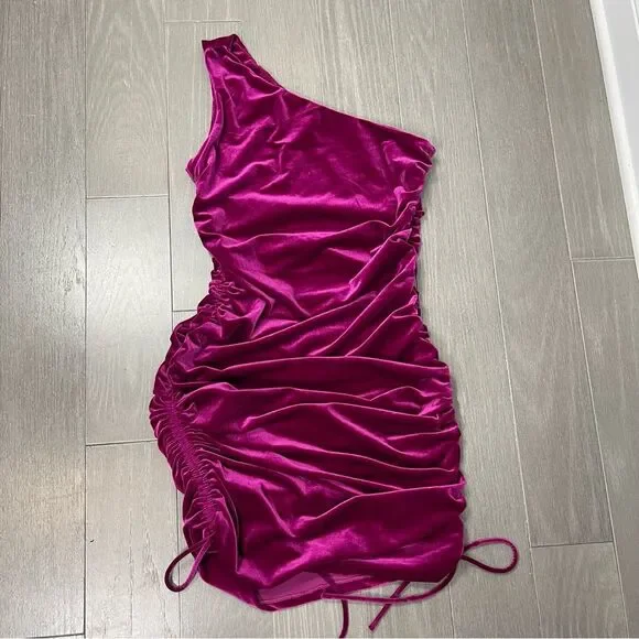 House Of Harlow 1960 Revolve Ruched Velvet One Shoulder Midi Mini Dress Size L - Picture 9 of 16